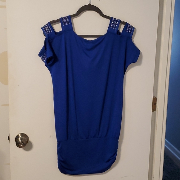 Top - Picture 3 of 3